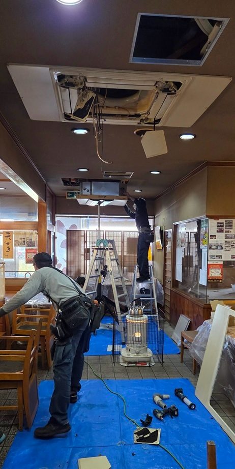 店舗天井の設備工事
